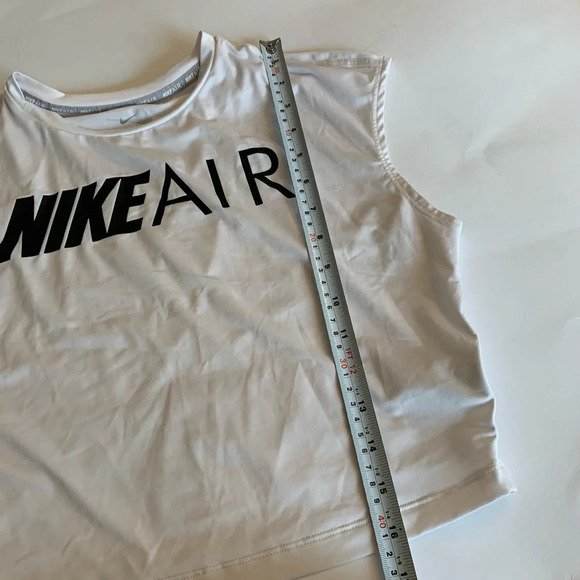 Nike Air Women's Dri-Fit Crop Top size small - Picture 9 of 9
